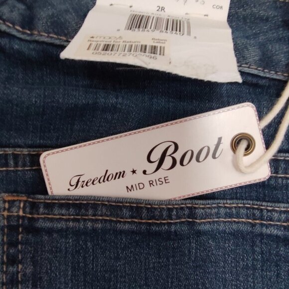 Ladies SZ 2R Tommy Hilfiger Freedom Bootcut Denim Jean - Picture 4 of 6